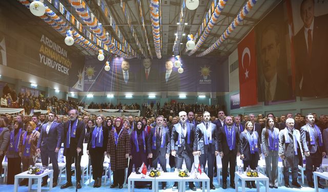 AK Parti 6. Olağan Kongresi'nde Salim Gökhan Gürek İlçe Başkanı Seçildi