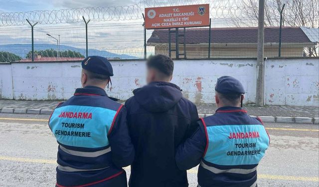 Aydın'da Jandarma Operasyonunda 60 Şahıs Yakalandı
