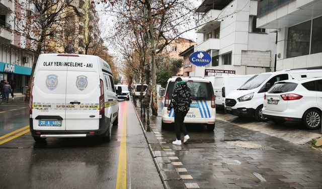 Denizli'de 6. Kattan Atlayan Genç Hayatını Kaybetti
