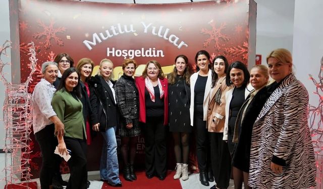 Didimli Kadınlar Yeni Yıla Coşkuyla ‘Merhaba’ Dedi