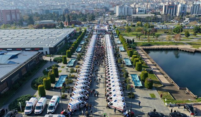SBB'nin aldığı 100 ambulans sağlık filosuna katıldı