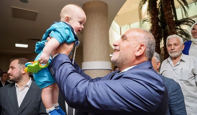 Canik'te bebek sahibi olan ailelere 6 bin TL nakdi destek