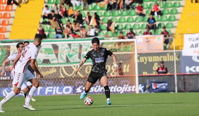 Corendon Alanyaspor, sahasında Samsunspor ile karşılaşıyor