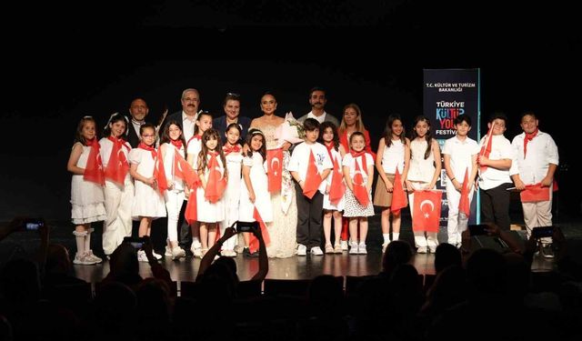 Anadolu'nun yedi ozanı opera yorumu ile Samsun'da seslendirildi