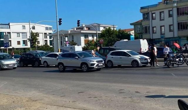 Atakum'da 5 araçlı zincirleme kaza
