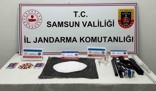 Atakum'da jandarma 1 kilo 109 gram metamfetamin ele geçirdi