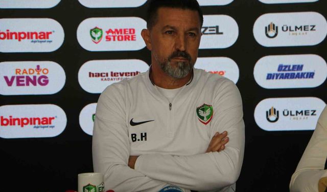 Amed SF Teknik Direktörü Besnik Hasi: 'Sadece Samsunspor maçına odaklıyım'