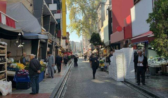 Samsun'da kaldırımlar için çağrı: 'Kaldırımlar yayaların olmalı'