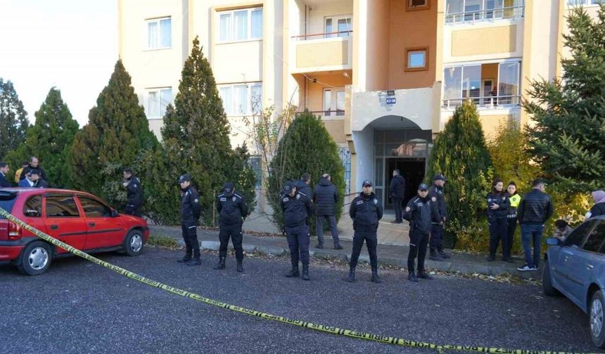Bir Dairede Bulunan İki Ceset: Cinayet Şüphesi Doğrulandı