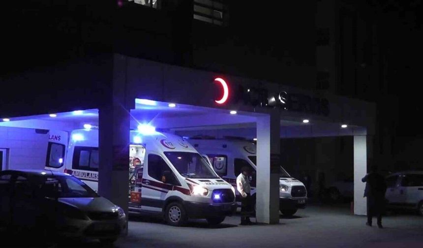 NİĞDE'DE TRENİN ÇARPTIĞI MOTOSİKLET SÜRÜCÜSÜ HAYATINI KAYBETTİ