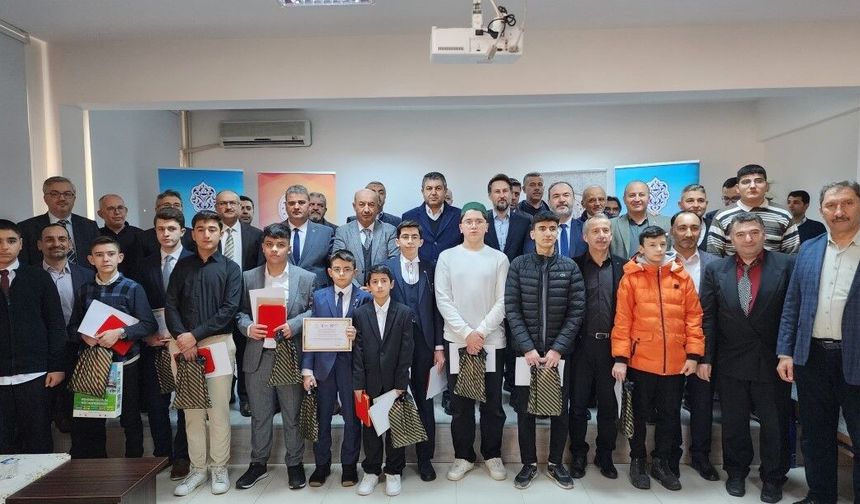 Gediz’de Hafızlık Yarışmaları İl Finalleri Tamamlandı