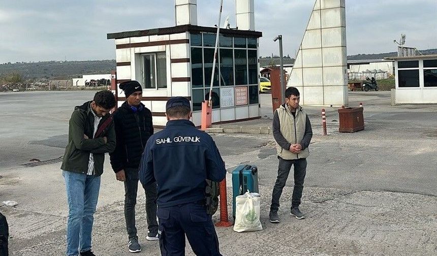 Ayvalık’ta Yasa Dışı Geçişte 3 Düzensiz Göçmen Yakalandı