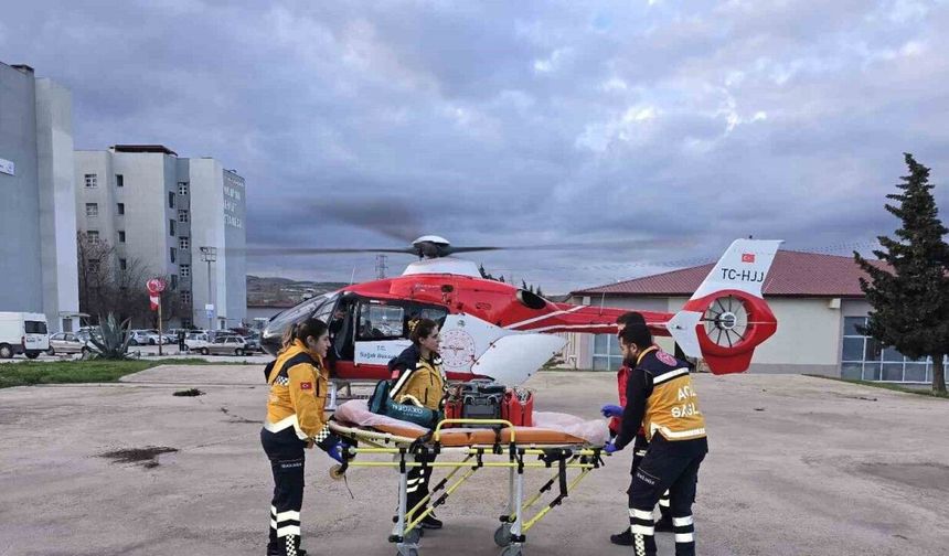 Kalp Krizi Geçiren Hasta Helikopterle Sevk Edildi