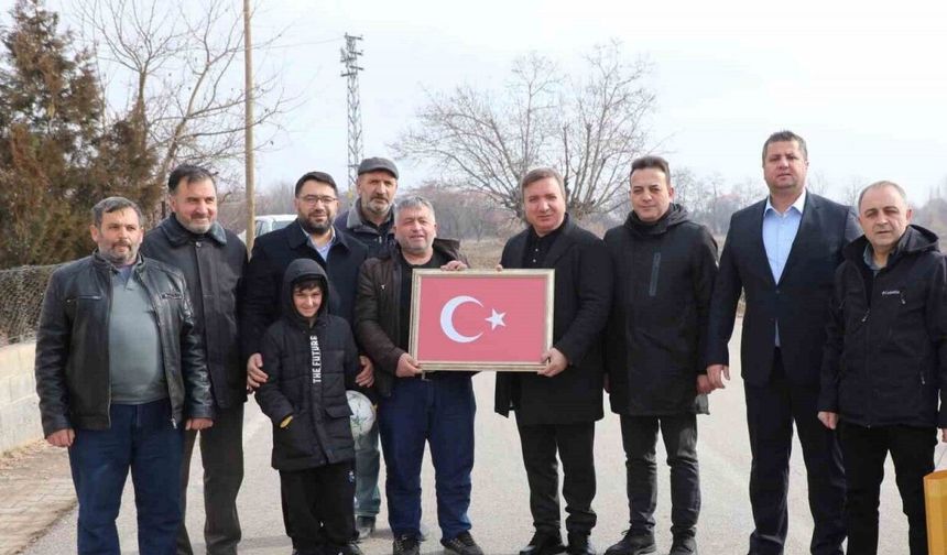 Vali Aydoğdu, Şehit Salih Ay’ın Ailesini Ziyaret Etti