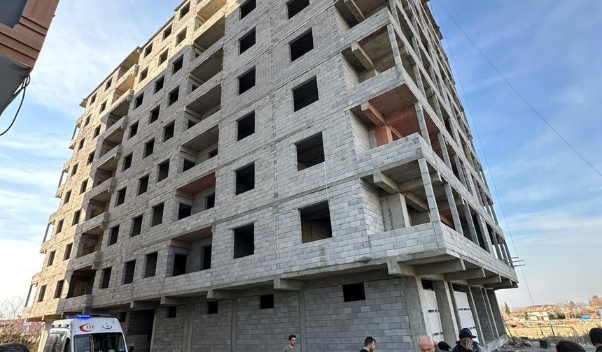 Osmaniye’de İnşaattan Düşen İşçi Ağır Yaralandı
