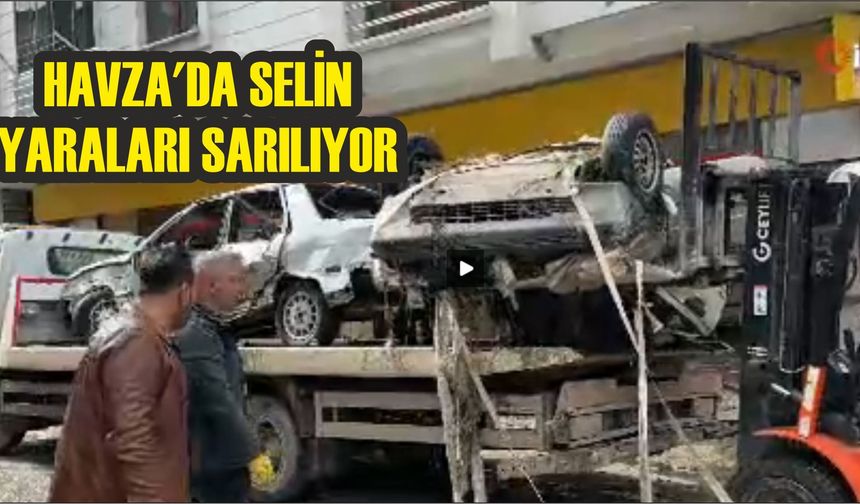 Havza'da selin yaraları sarılıyor: Hurdaya dönen araçlar kaldırılıyor