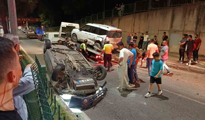 Kontrolden çıkan otomobil park halindeki araçlara çarpıp takla attı: 2 yaralı