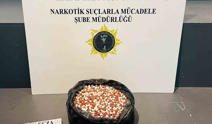 Samsun'da 5 bin 150 sentetik ecza ele geçirildi