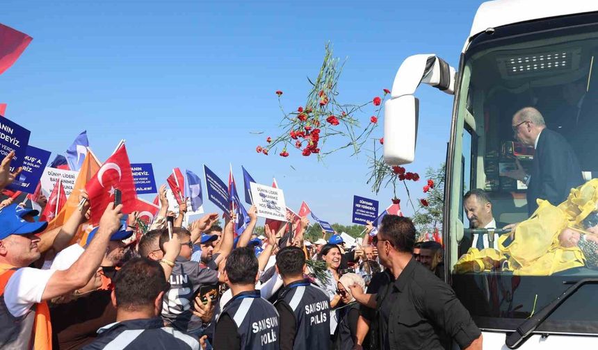Samsun'da Cumhurbaşkanı Erdoğan'a sevgi seli