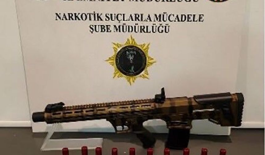 Samsun'da ilçelerde uyuşturucu operasyonu: 5 gözaltı