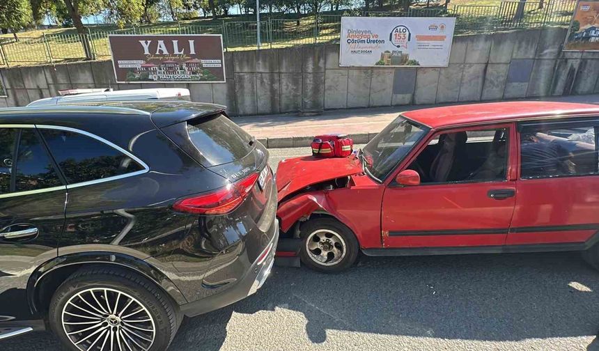 Samsun'da Tofaş, lüks SUV'a arkadan çarptı: 1 yaralı