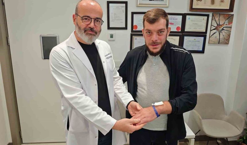 Elleri, ayakları ve yüzü büyüyen Gürcü hasta, Samsun'da şifa buldu