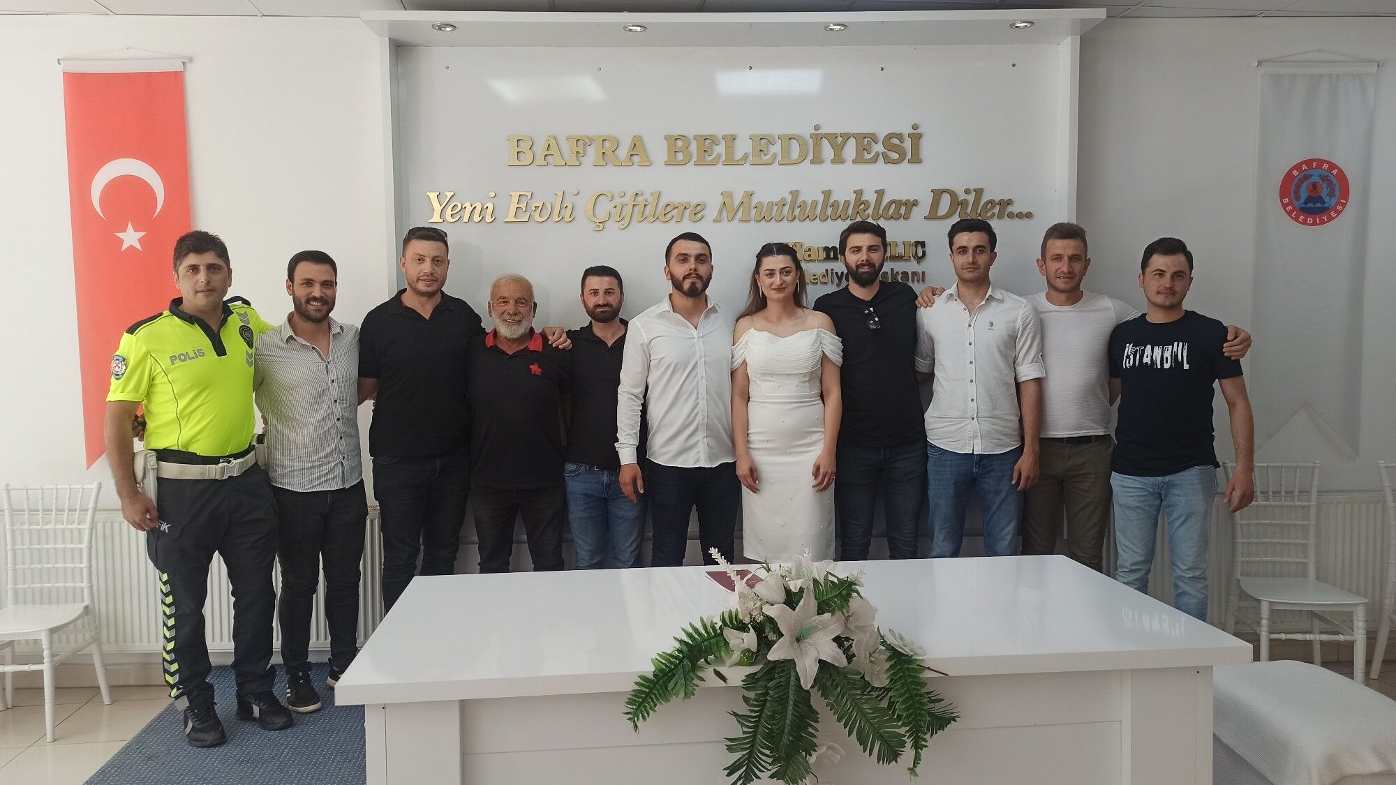 Bafra'da Asayiş büro amiri bekarlığa veda etti