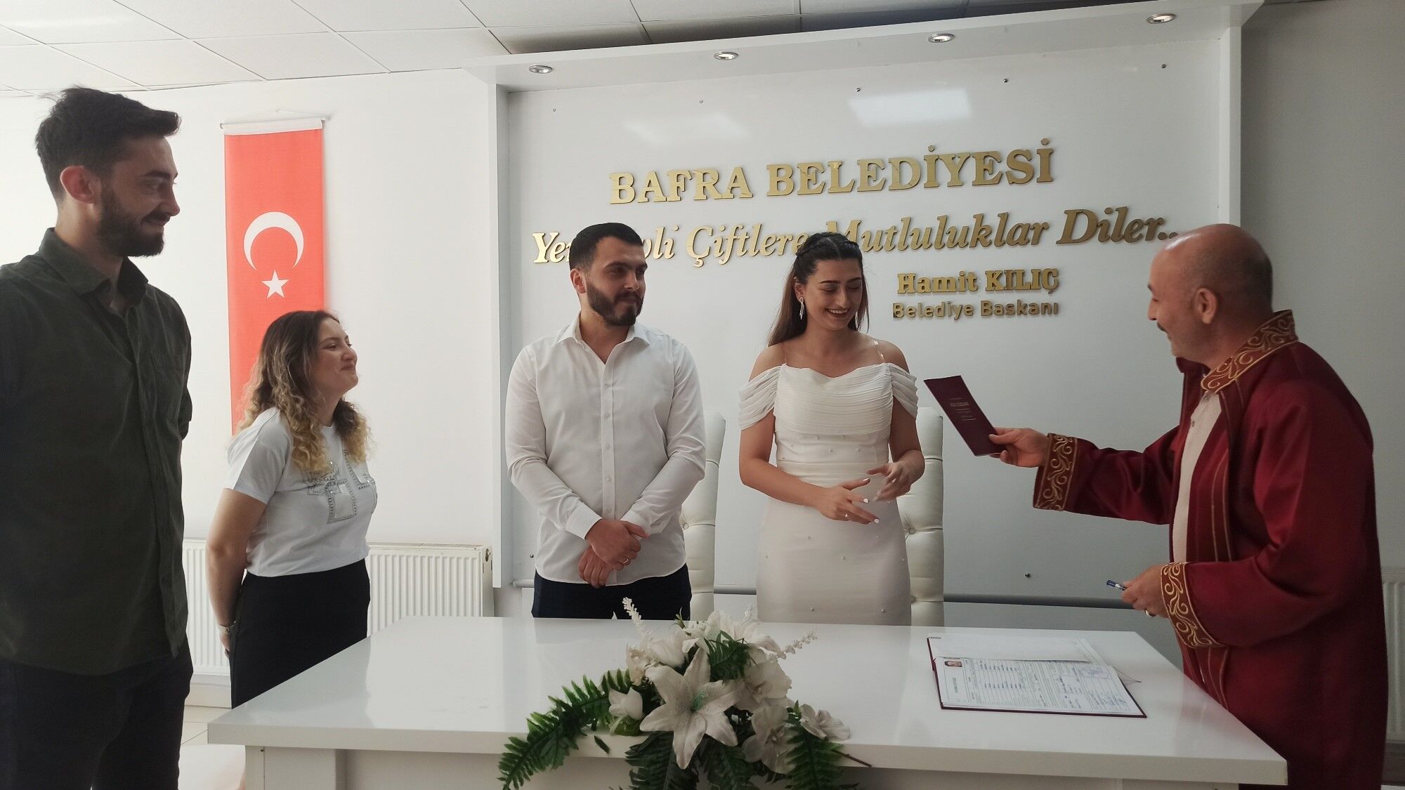 Bafra'da Asayiş büro amiri bekarlığa veda etti