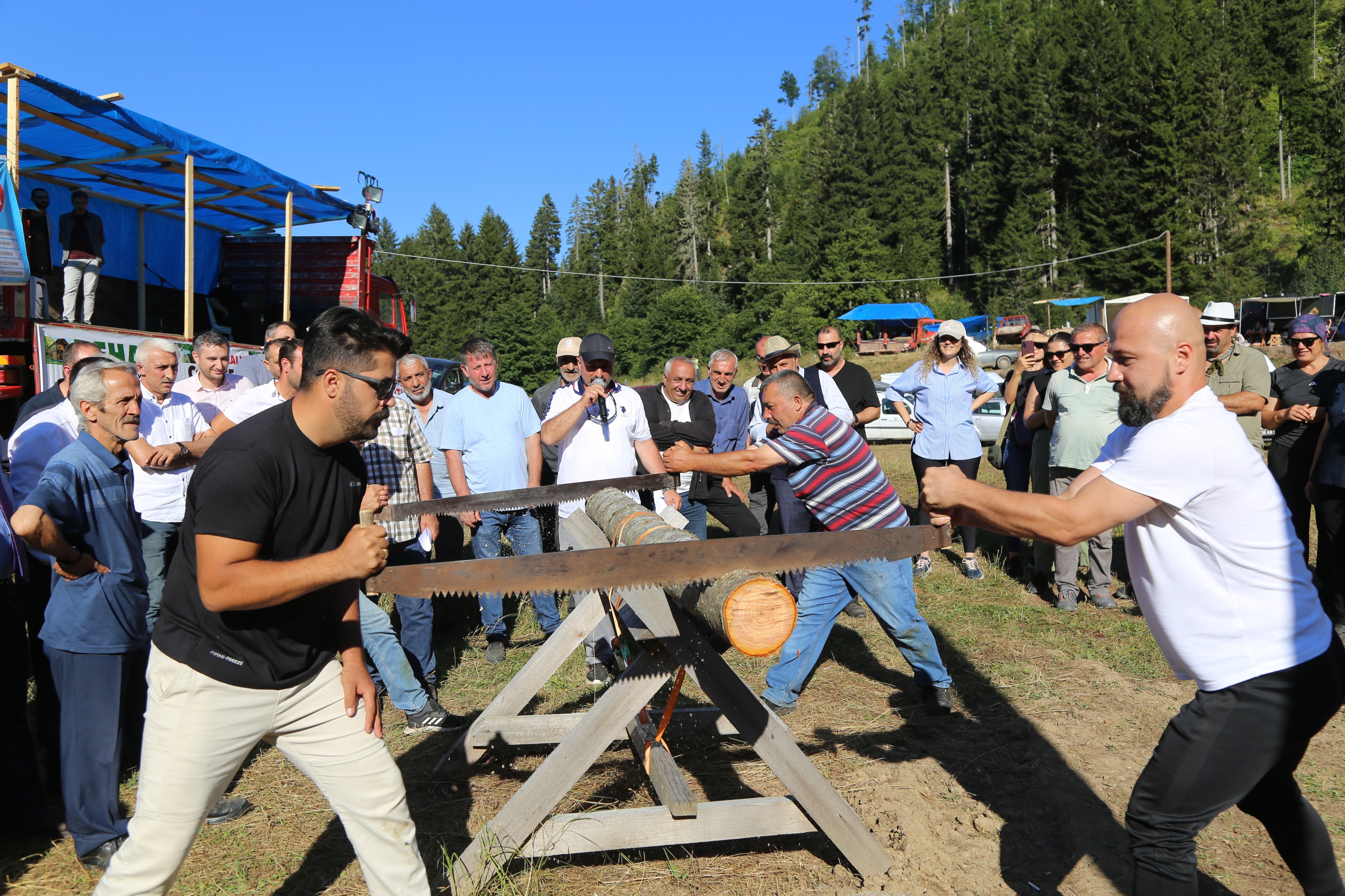 Artvin’de 1 kilo bal 55 bin liraya satıldı