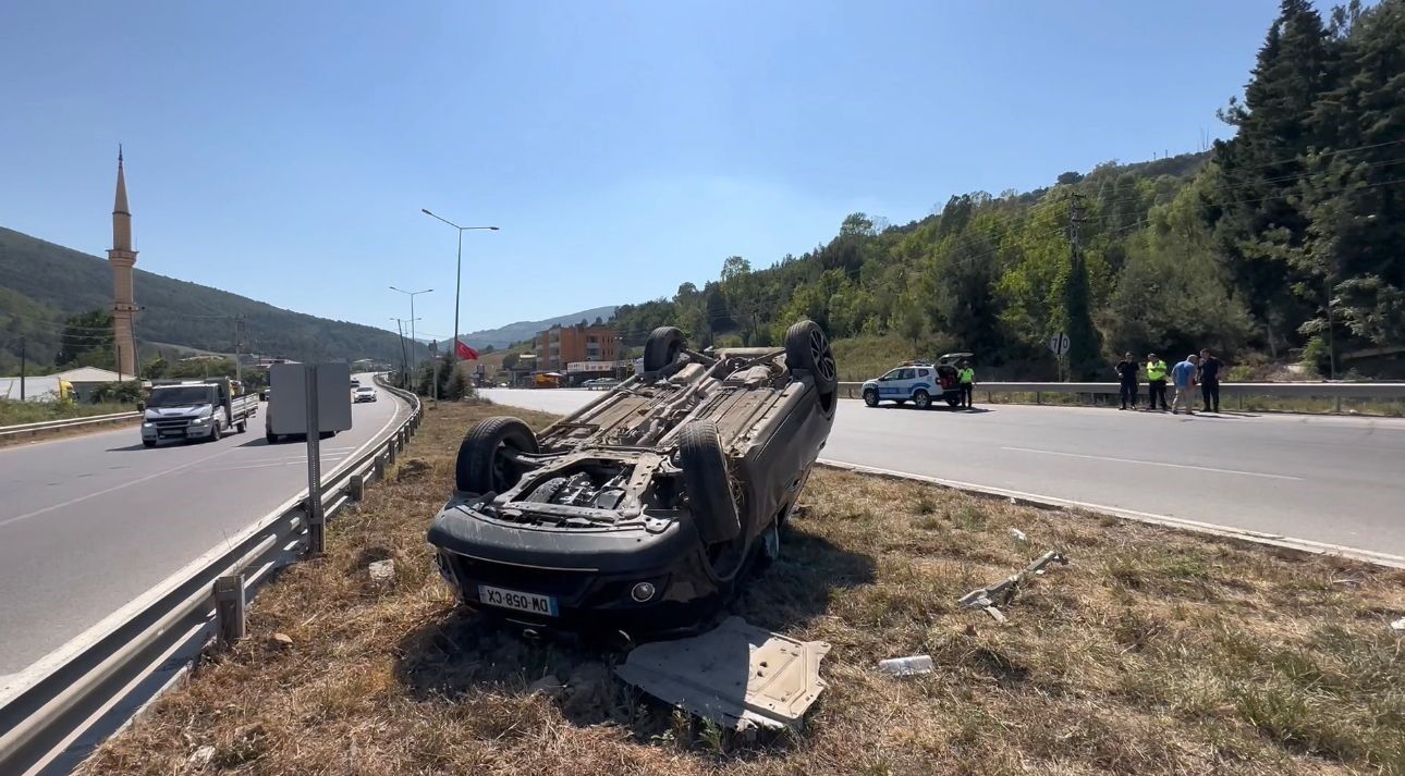 Gurbetçi aile kaza yaptı: 4 yaralı