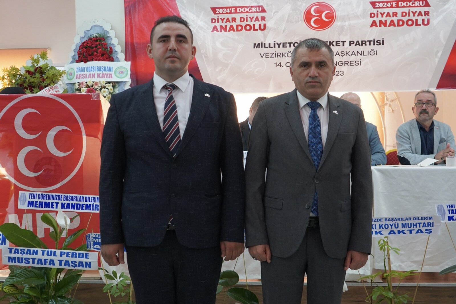 MHP Vezirköprü ilçe kongresinde Ahmet Aslan başkan seçildi