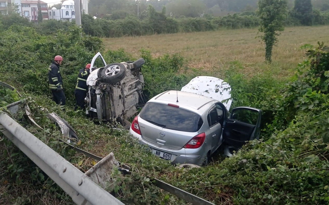 Samsun’da 3 araçlı zincirleme trafik kazası: 5 yaralı
