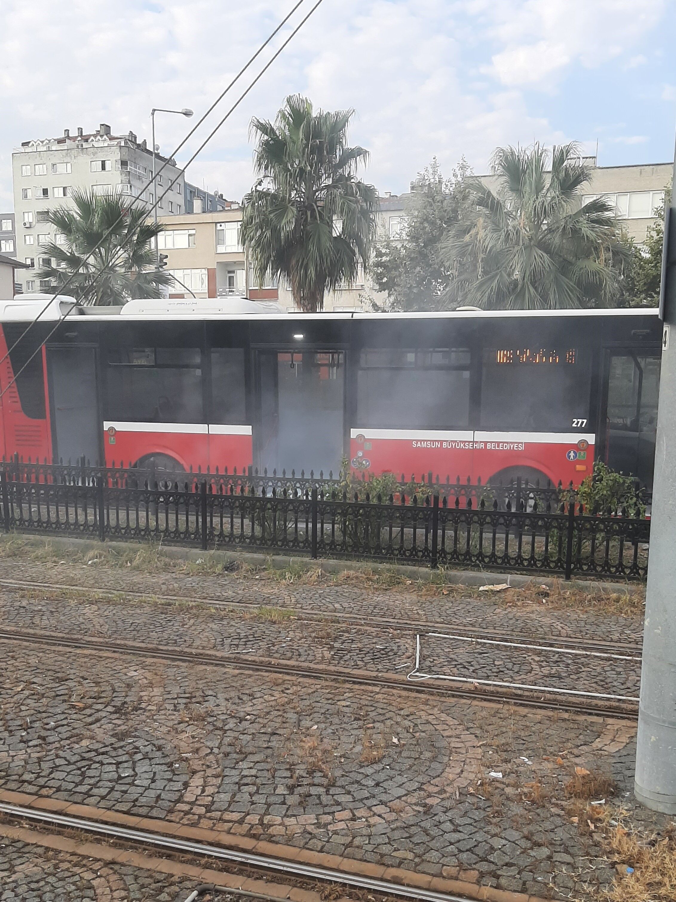 Samsun’da seyir halindeki otobüste  ilginç olay;  Yangın tüpü patladı