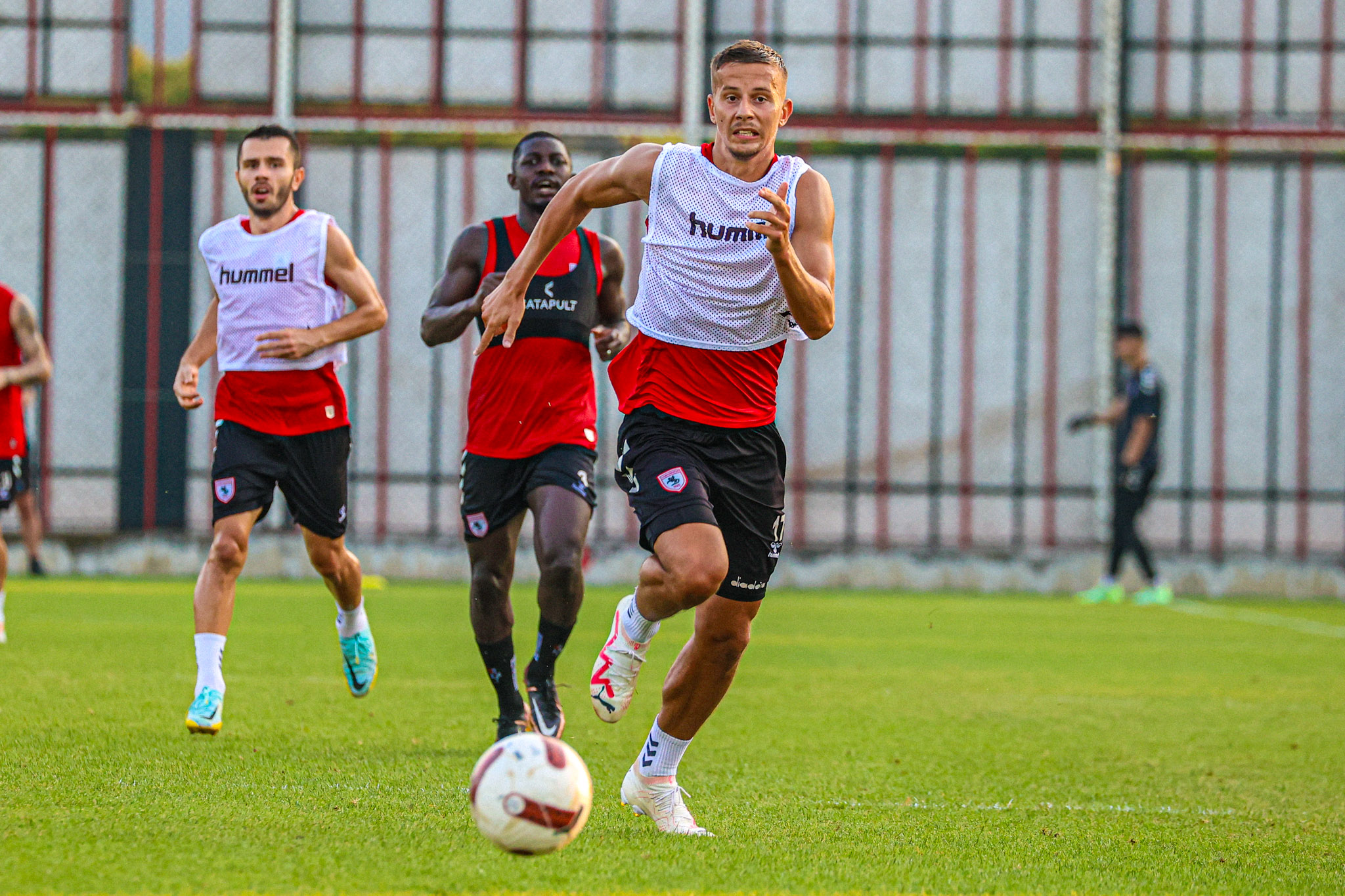 Samsunspor İstanbulspor A.Ş. maçı hazırlıklarını taktik çalışmalarıyla sürdürdü