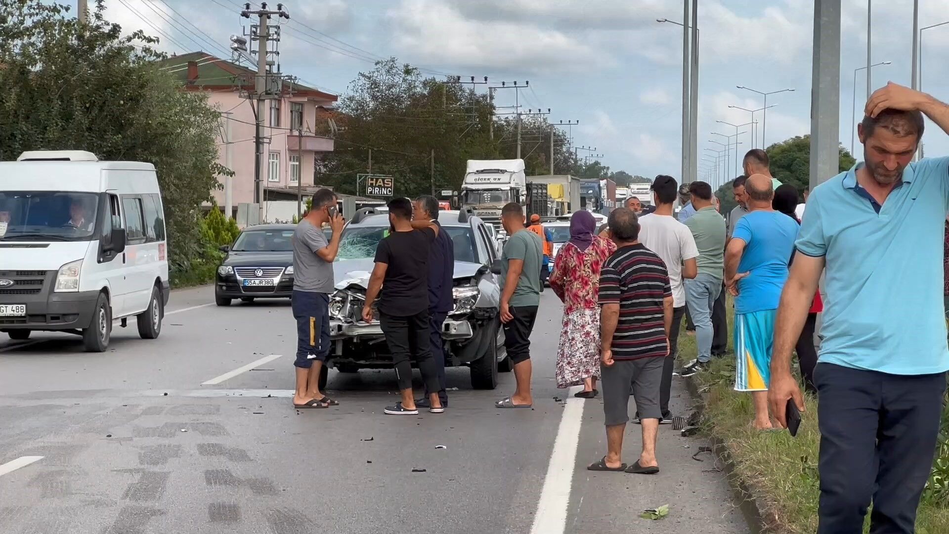 Samsun'da kaza; SUV tipi otomobil motosiklete çarptı