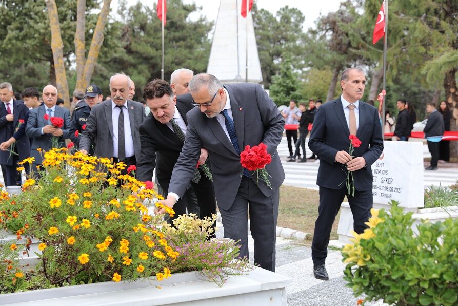  Bafra’da Şehitler Dualarla Anıldı 