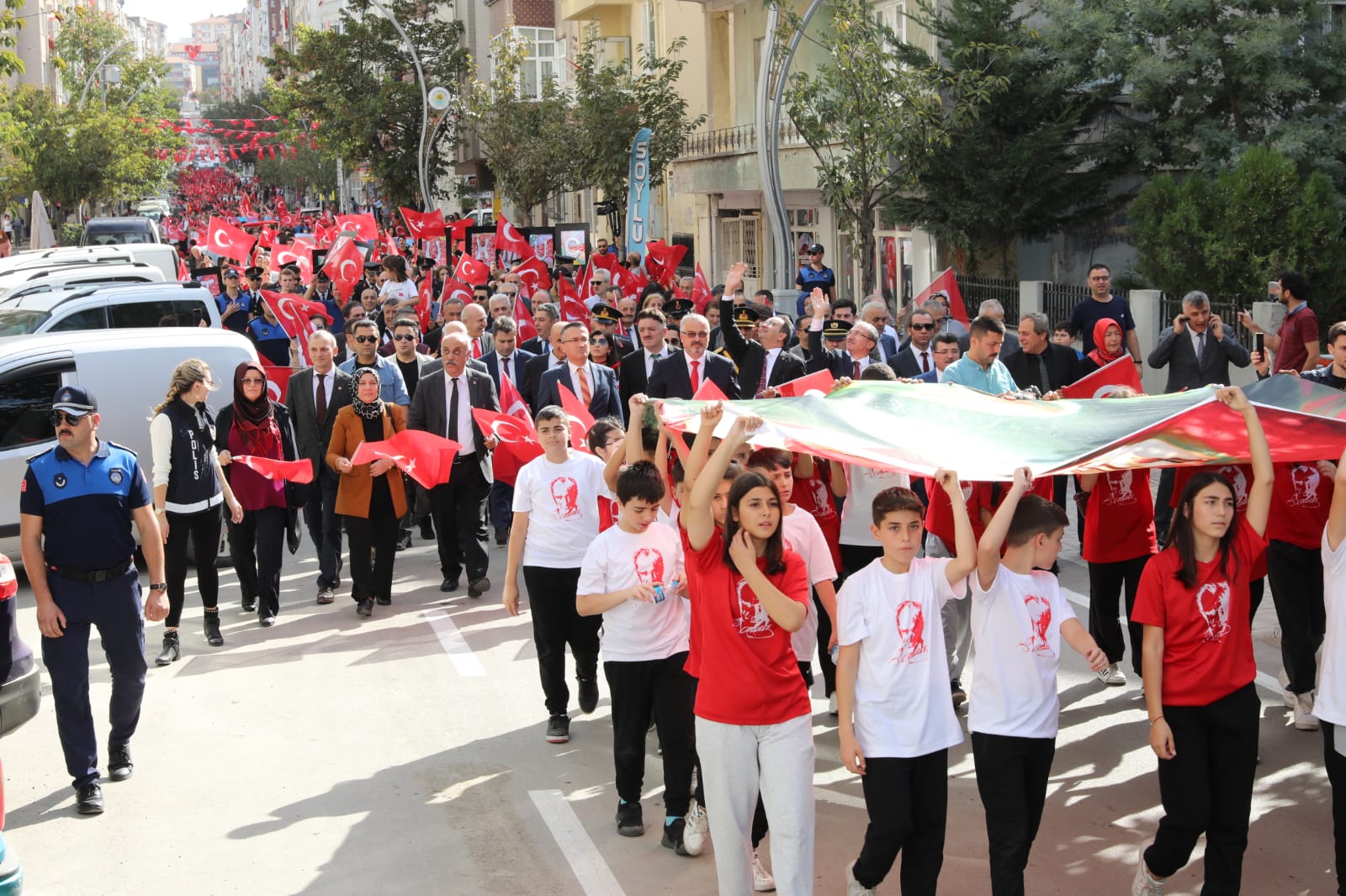 Bafra Sokaklarında Cumhuriyet Coşkusu yaşandı