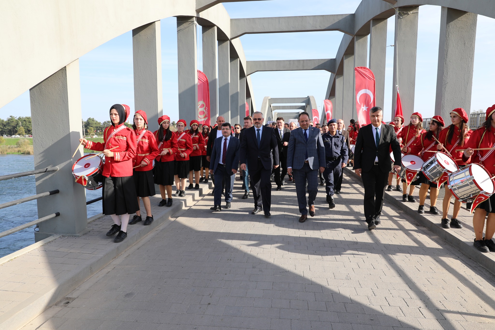 Bafra Çetinkaya Köprüsünde Cumhuriyet Yürüyüşü 