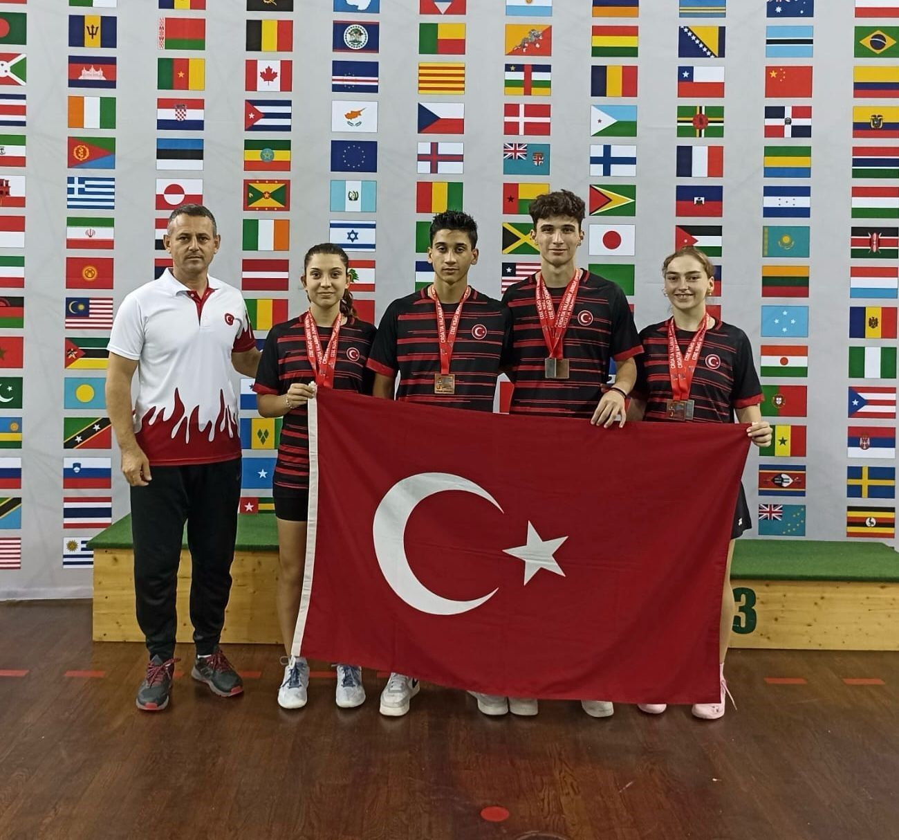 Samsunlu sporcular şehre 13 madalya ile döndü