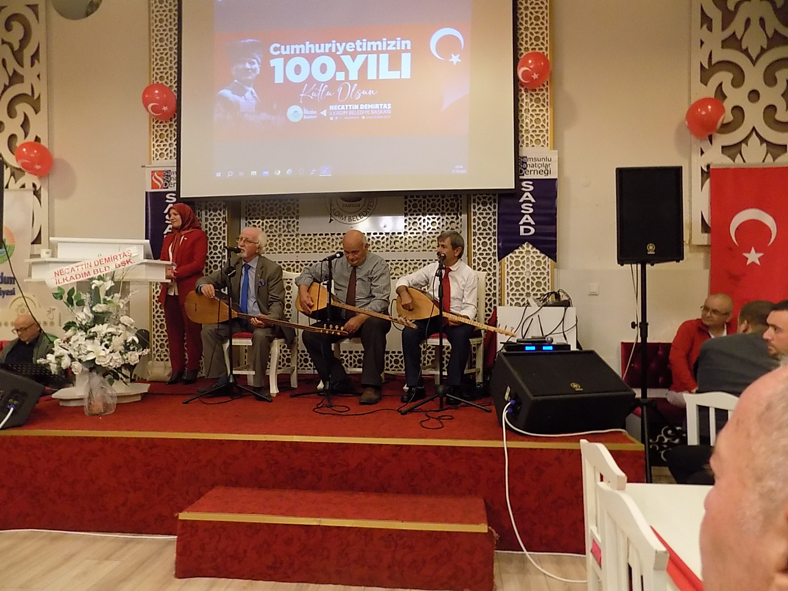 SASAD'Dan Acemtekkesi'Nde Cumhuriyet' İn 100. Yılı Muhteşem Şiir Ve Müzik Dinletisi