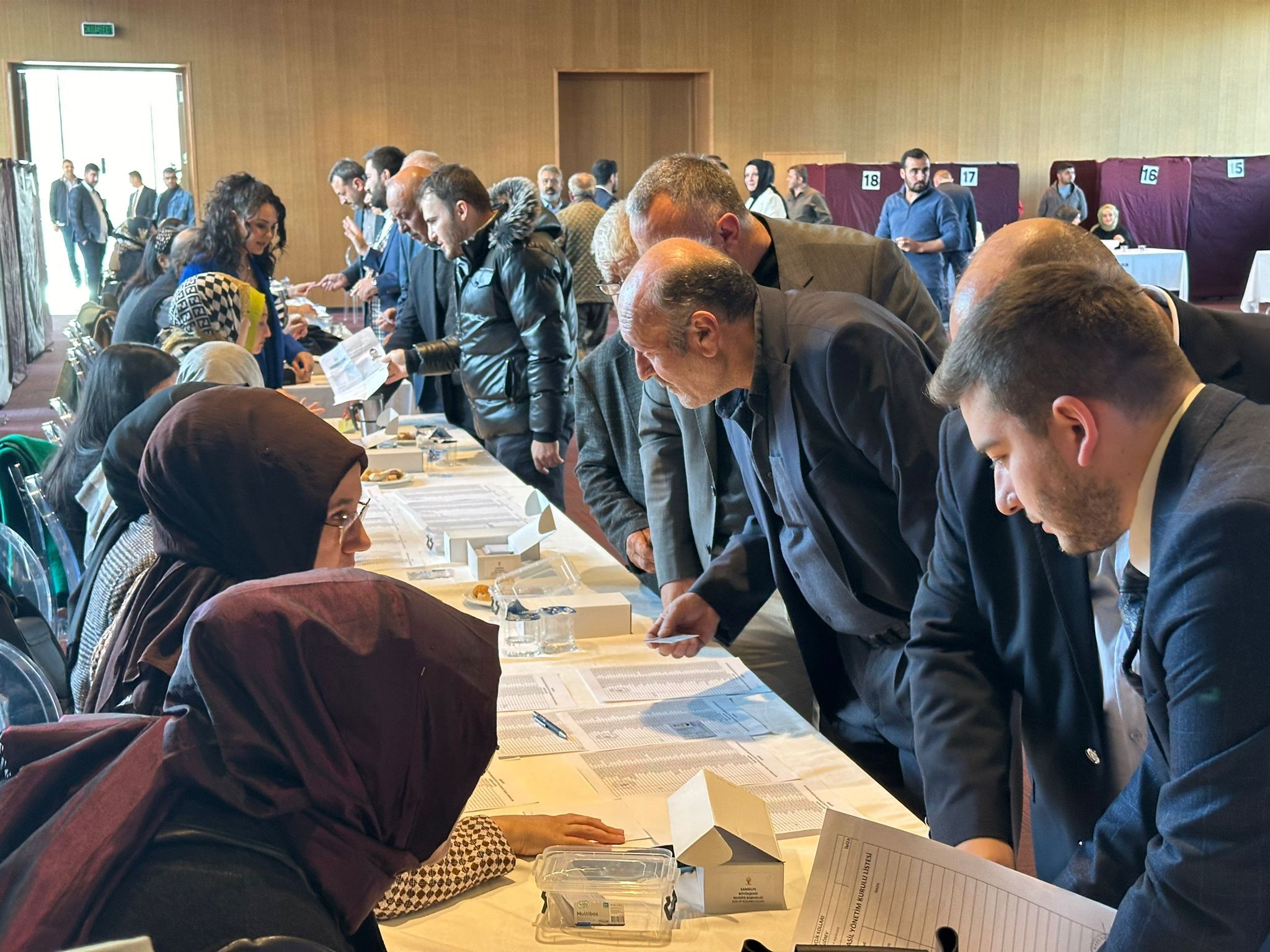 AK PARTİ SAMSUN'DA TEŞKİLAT TEMAYÜL YOKLAMASI YAPILDI