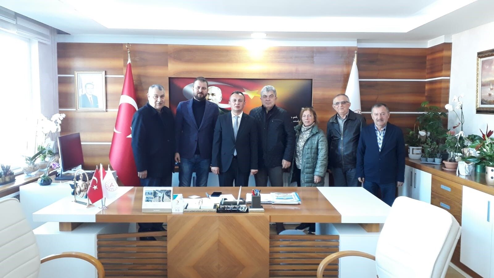 Özdemir: “Sağlık çalışanlarına yönelik yapılan psikolojik ve fiziksel şiddeti kınıyoruz”