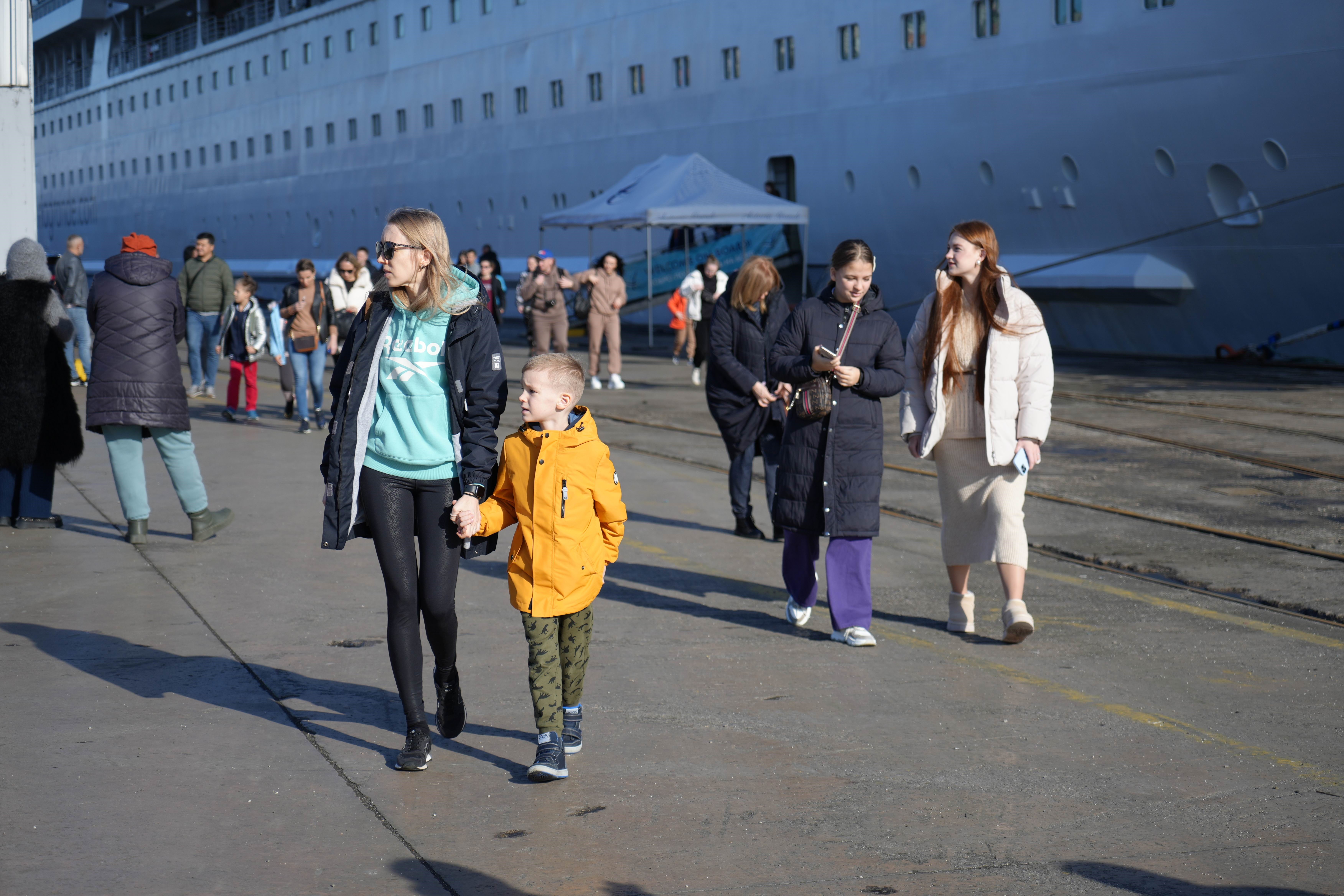 Kruvaziyer gemi Rusya’dan Samsun’a geldi
