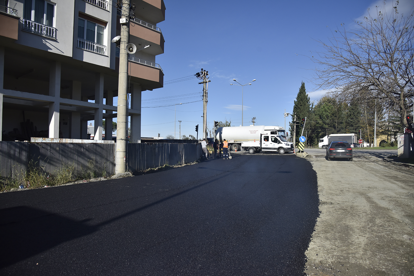 Ulaşım altyapısı asfalt yollarla güçleniyor