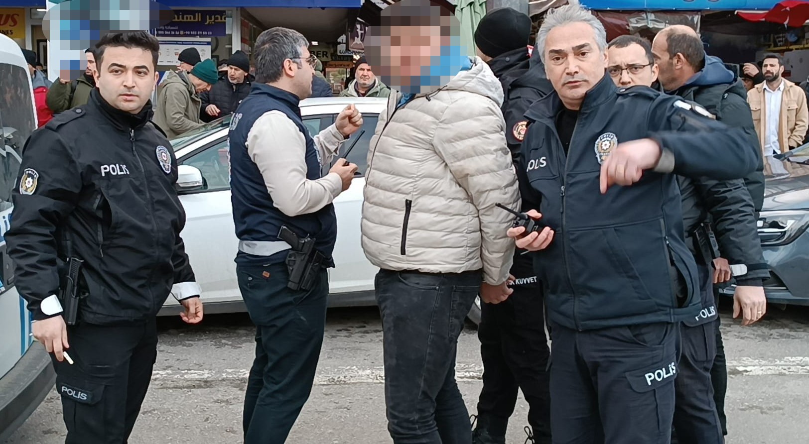 Samsun'da Gergin Anlar 1 Yaralı, 6 Gözaltı (4)