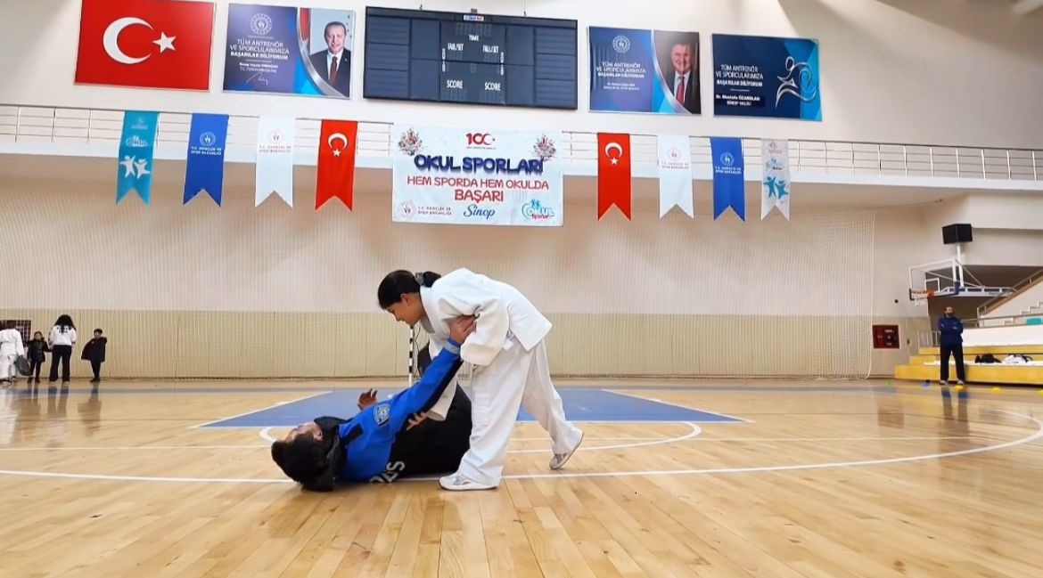Sinop'ta Öğrencilere Judo Ve Güreş Kursu (2)