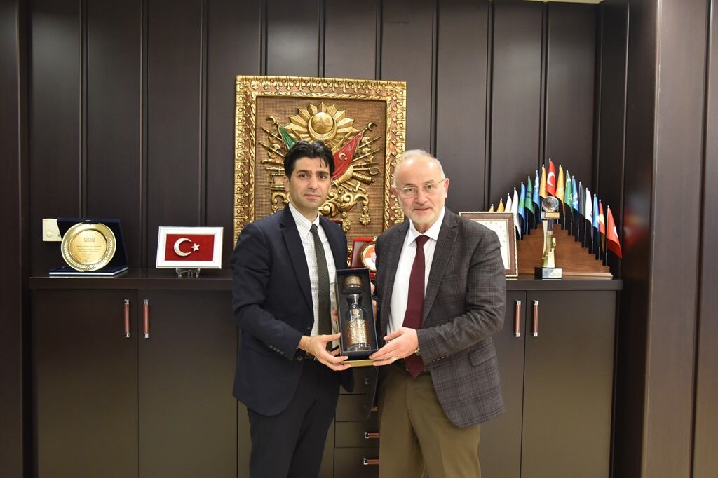 Türkiye Maarif Vakfı’ndan, Rektör Ünal’a Ziyaret-1