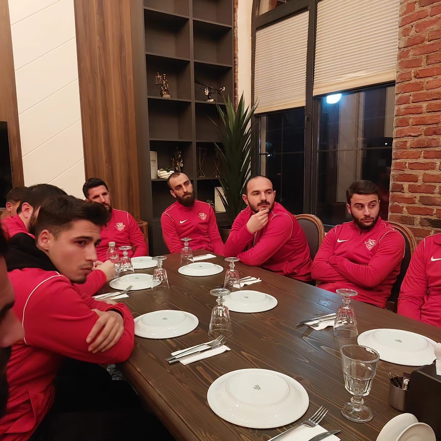 Bafraspor Yönetimi Gökhan Göz Başkanlığında Toplandı (1)