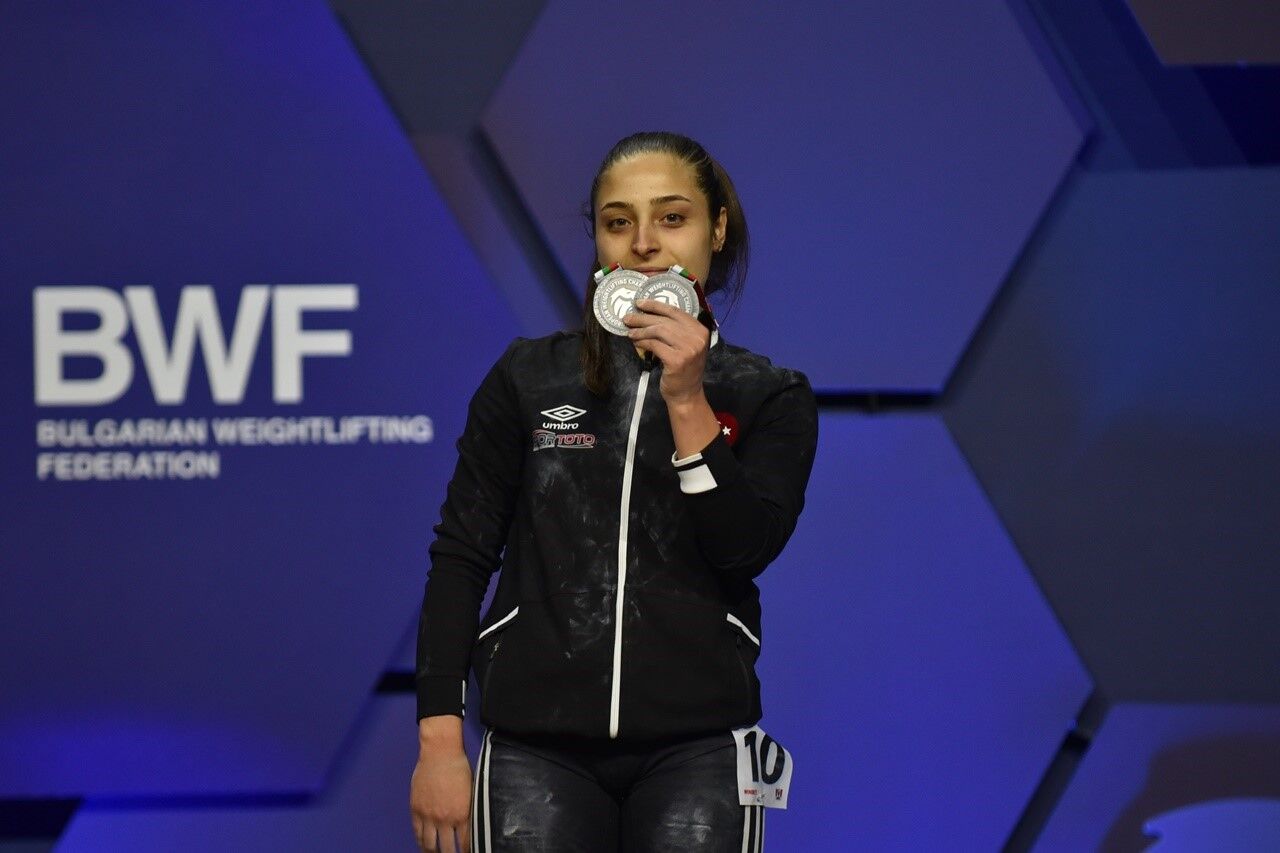 Burcu Alıcı'dan Iki Bronz Madalya1