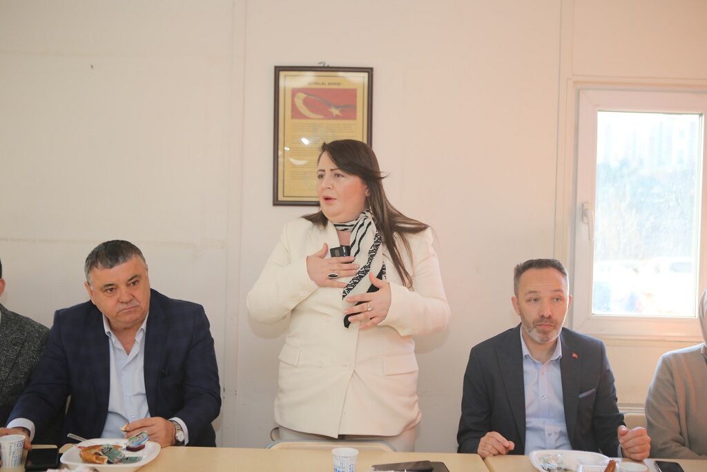Özlem Maraş; “Atakum İçin Hedef Gerçek Beledi̇yeci̇li̇k” (3)